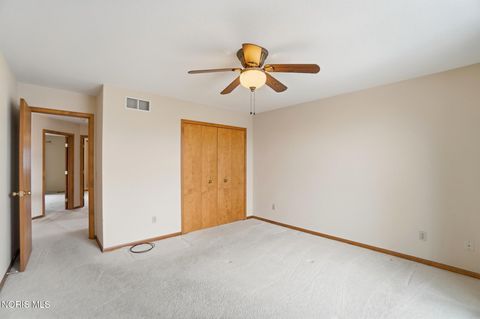 Tiny photo for 2312 Ashton Court, Maumee, OH 43537 (MLS # 10005333)