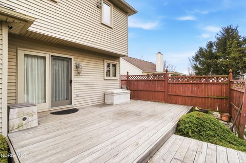 Tiny photo for 2312 Ashton Court, Maumee, OH 43537 (MLS # 10005333)