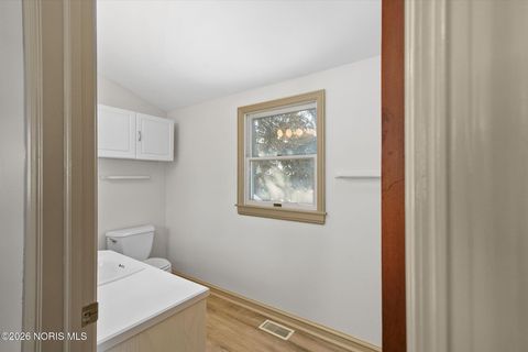 Tiny photo for 701 W Broadway Street, Maumee, OH 43537 (MLS # 10003698)