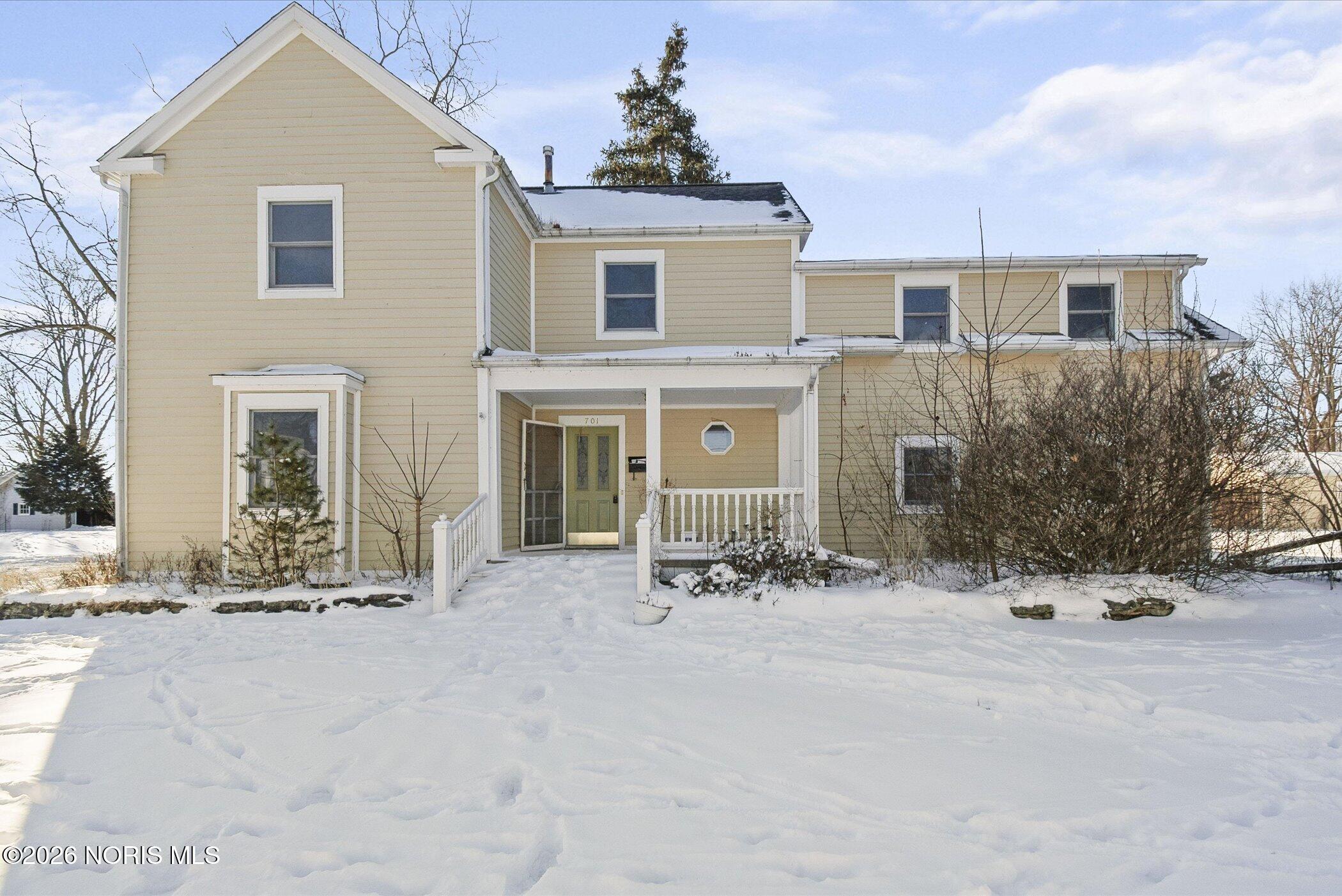 701 W Broadway Street