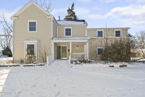 Tiny photo for 701 W Broadway Street, Maumee, OH 43537 (MLS # 10003698)