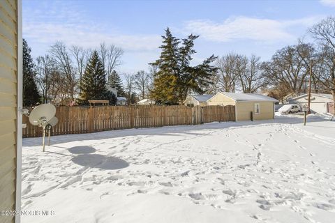 Tiny photo for 701 W Broadway Street, Maumee, OH 43537 (MLS # 10003698)