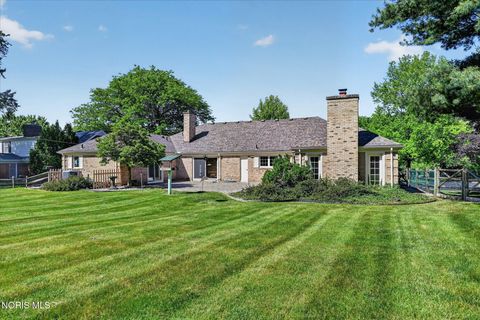 Tiny photo for 4550 Farmington Road, Toledo, OH 43623 (MLS # 10008513)