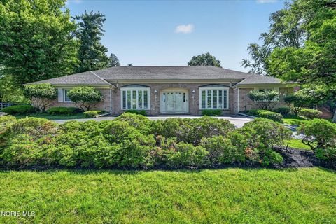 Tiny photo for 4550 Farmington Road, Toledo, OH 43623 (MLS # 10008513)