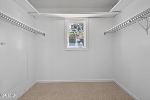 Tiny photo for 4550 Farmington Road, Toledo, OH 43623 (MLS # 10008513)