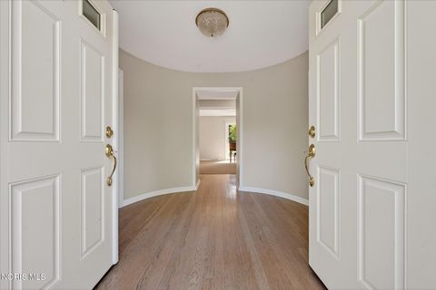 Tiny photo for 4550 Farmington Road, Toledo, OH 43623 (MLS # 10008513)
