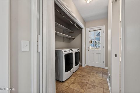 Tiny photo for 4550 Farmington Road, Toledo, OH 43623 (MLS # 10008513)