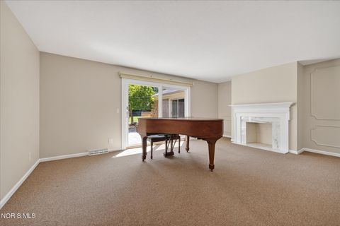 Tiny photo for 4550 Farmington Road, Toledo, OH 43623 (MLS # 10008513)