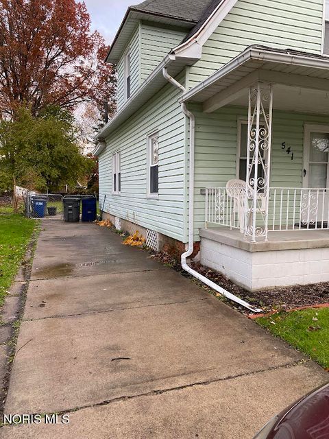 Tiny photo for 541 Myers Street, Toledo, OH 43609 (MLS # 10007599)