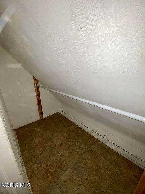 Tiny photo for 541 Myers Street, Toledo, OH 43609 (MLS # 10007599)