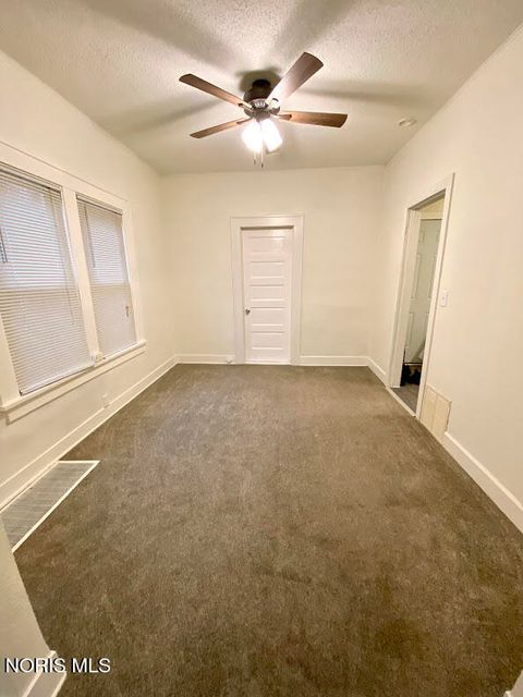 Tiny photo for 541 Myers Street, Toledo, OH 43609 (MLS # 10007599)