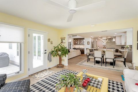 Tiny photo for 6744 W Meadows Lane, Maumee, OH 43537 (MLS # 10003709)