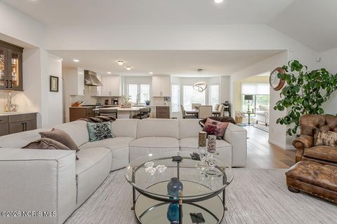 Tiny photo for 6744 W Meadows Lane, Maumee, OH 43537 (MLS # 10003709)