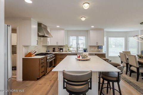 Tiny photo for 6744 W Meadows Lane, Maumee, OH 43537 (MLS # 10003709)