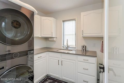 Tiny photo for 6744 W Meadows Lane, Maumee, OH 43537 (MLS # 10003709)