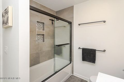 Tiny photo for 6744 W Meadows Lane, Maumee, OH 43537 (MLS # 10003709)