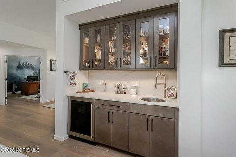 Tiny photo for 6744 W Meadows Lane, Maumee, OH 43537 (MLS # 10003709)