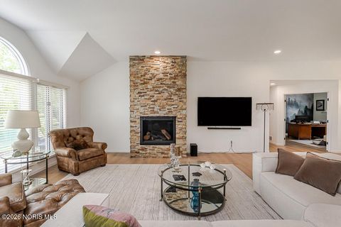 Tiny photo for 6744 W Meadows Lane, Maumee, OH 43537 (MLS # 10003709)