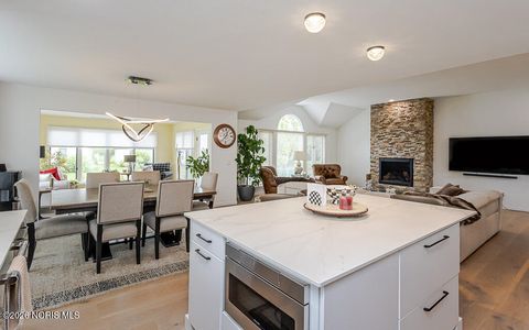 Tiny photo for 6744 W Meadows Lane, Maumee, OH 43537 (MLS # 10003709)