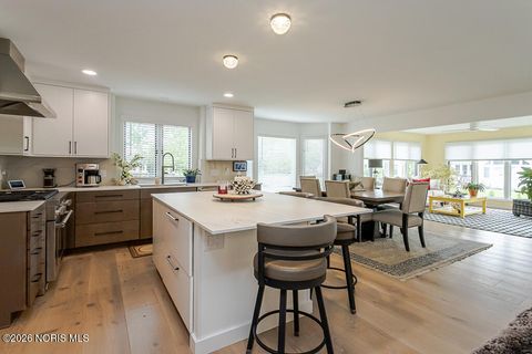 Tiny photo for 6744 W Meadows Lane, Maumee, OH 43537 (MLS # 10003709)