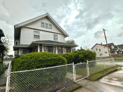 Tiny photo for 975 Woodland Avenue, Toledo, OH 43607 (MLS # 10007931)