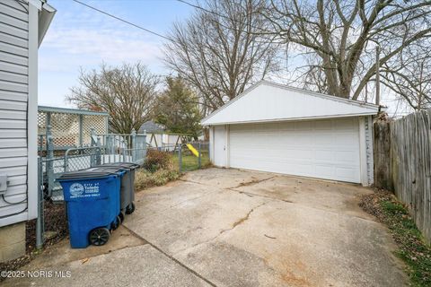 Tiny photo for 426 Southdale Road, Toledo, OH 43612 (MLS # 10001983)