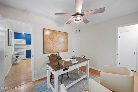 Tiny photo for 426 Southdale Road, Toledo, OH 43612 (MLS # 10001983)