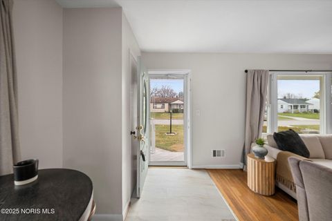 Tiny photo for 426 Southdale Road, Toledo, OH 43612 (MLS # 10001983)