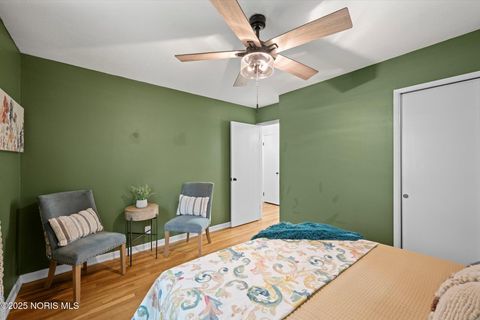 Tiny photo for 426 Southdale Road, Toledo, OH 43612 (MLS # 10001983)