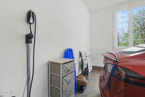 Tiny photo for 8737 Slate Ridge Court, Sylvania, OH 43560 (MLS # 10006665)