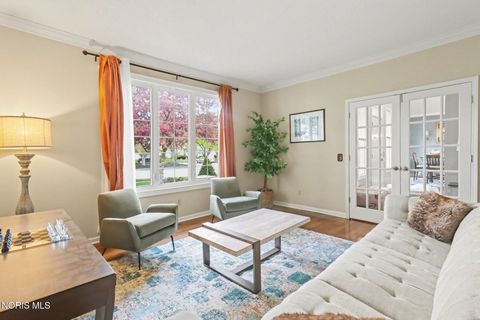 Tiny photo for 8737 Slate Ridge Court, Sylvania, OH 43560 (MLS # 10006665)