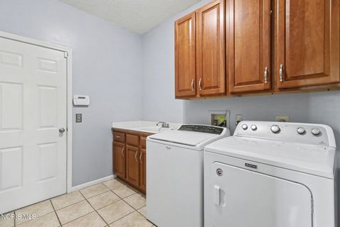 Tiny photo for 8737 Slate Ridge Court, Sylvania, OH 43560 (MLS # 10006665)