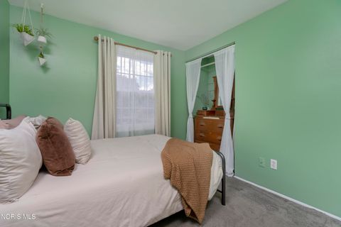 Tiny photo for 192 Birchcrest Drive, Perrysburg, OH 43551 (MLS # 10008112)