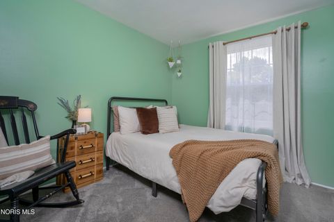 Tiny photo for 192 Birchcrest Drive, Perrysburg, OH 43551 (MLS # 10008112)