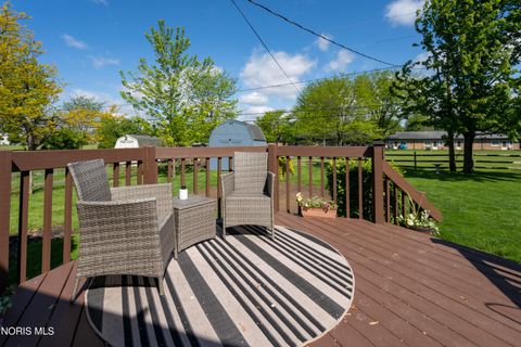 Tiny photo for 192 Birchcrest Drive, Perrysburg, OH 43551 (MLS # 10008112)