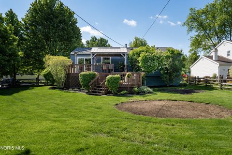 Tiny photo for 192 Birchcrest Drive, Perrysburg, OH 43551 (MLS # 10008112)