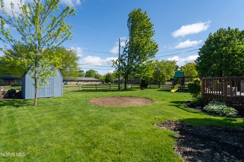 Tiny photo for 192 Birchcrest Drive, Perrysburg, OH 43551 (MLS # 10008112)