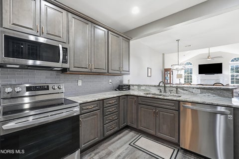 Tiny photo for 9856 Connor Lake Circle, Perrysburg, OH 43551 (MLS # 10014094)