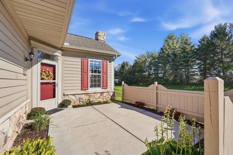 Tiny photo for 9856 Connor Lake Circle, Perrysburg, OH 43551 (MLS # 10014094)