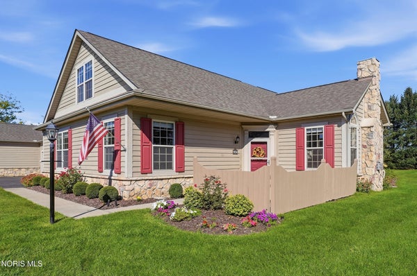 9856 CONNOR LAKE CIR, PERRYSBURG, OH 43551 - Image 2f4d24ac018a8af537a2649993155d2f/4262253877