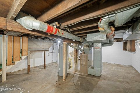 Tiny photo for 532 Colima Drive, Toledo, OH 43609 (MLS # 10002478)