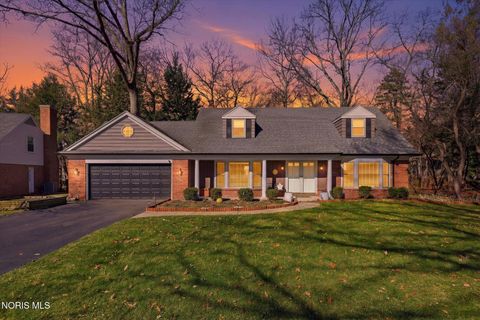 Photo of 4803 Turnbridge Road, Toledo, OH 43623 (MLS # 10004962)