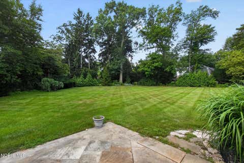 Tiny photo for 4545 Indian Road, Ottawa Hills, OH 43615 (MLS # 10011272)