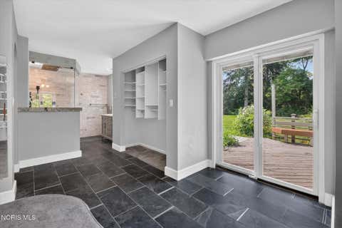 Tiny photo for 4545 Indian Road, Ottawa Hills, OH 43615 (MLS # 10011272)