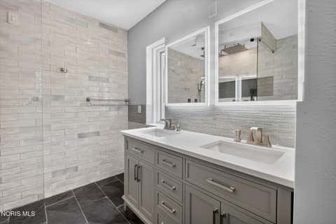 Tiny photo for 4545 Indian Road, Ottawa Hills, OH 43615 (MLS # 10011272)