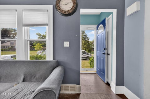 Tiny photo for 3105 Glenn Street, Toledo, OH 43613 (MLS # 10010363)