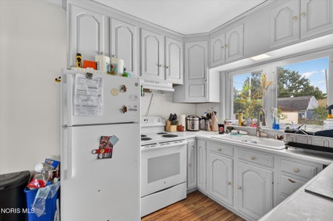 Tiny photo for 3105 Glenn Street, Toledo, OH 43613 (MLS # 10010363)