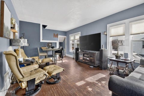Tiny photo for 3105 Glenn Street, Toledo, OH 43613 (MLS # 10010363)