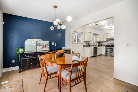 Tiny photo for 524 Bennington Drive, Maumee, OH 43537 (MLS # 10005343)