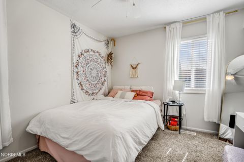 Tiny photo for 524 Bennington Drive, Maumee, OH 43537 (MLS # 10005343)